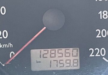 VW Polo 128.560 km 1.100 &euro; Niedernhausen-Königshofen 65527